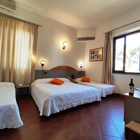 Locanda Menabuoi Donoratico Esterno foto