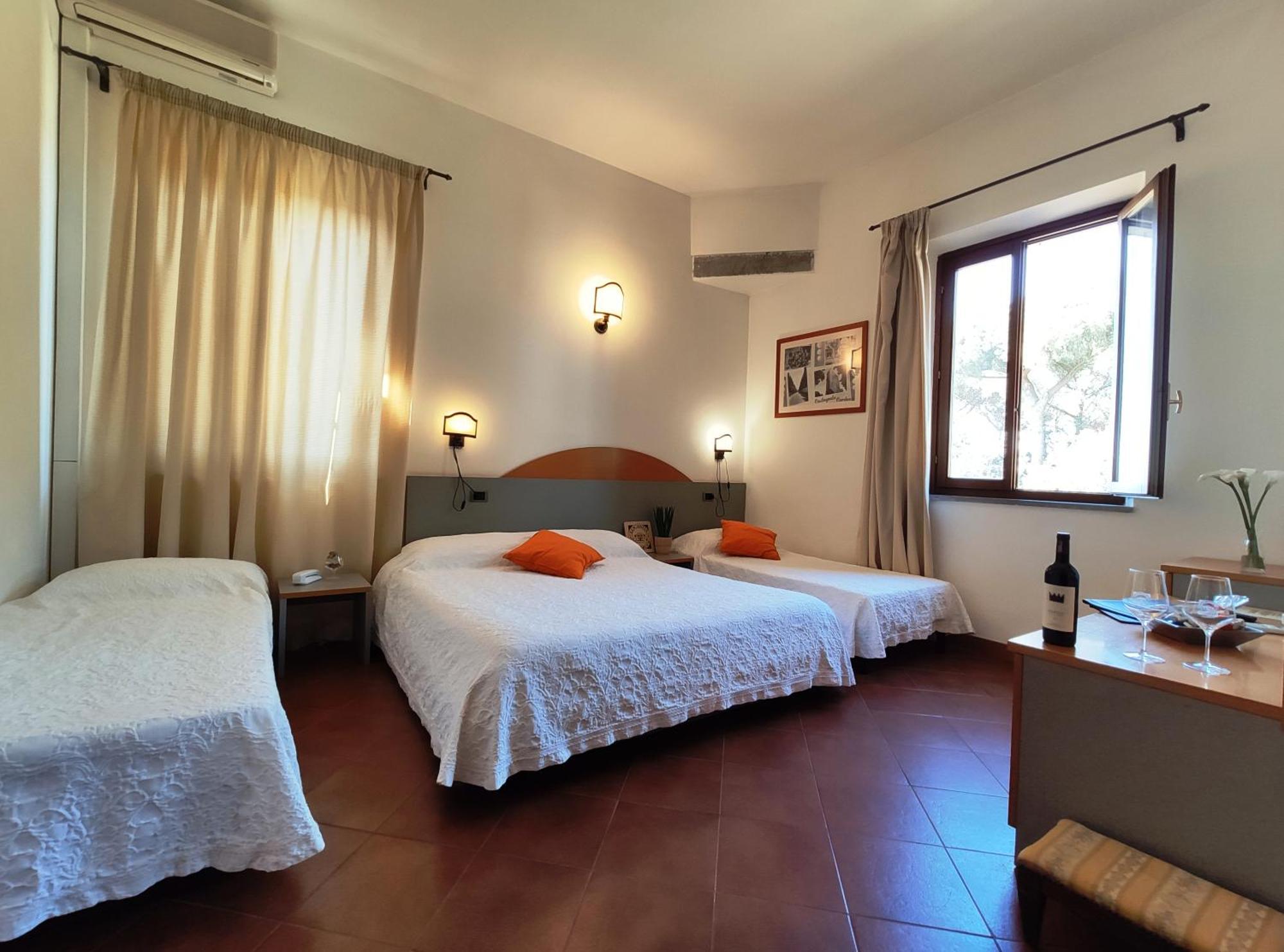 Locanda Menabuoi Donoratico Esterno foto
