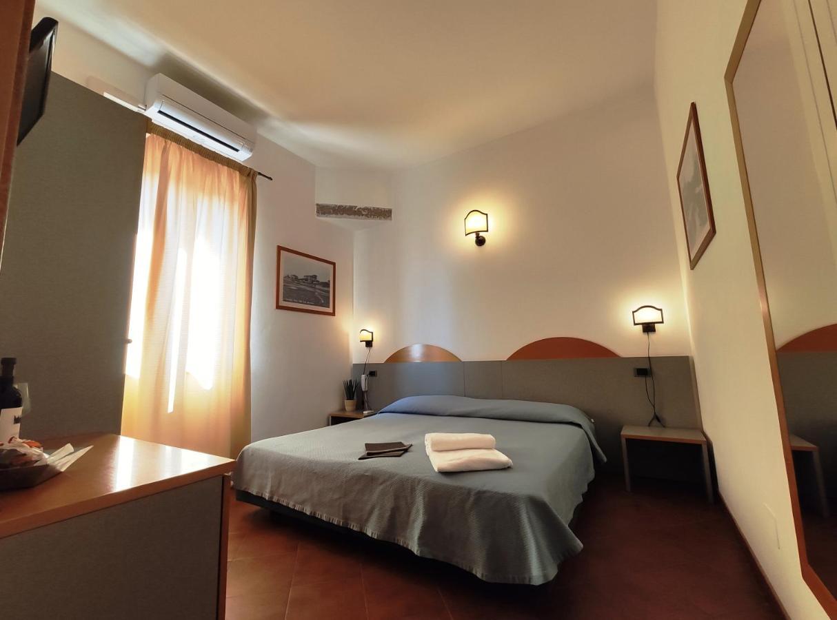 Locanda Menabuoi Donoratico Esterno foto