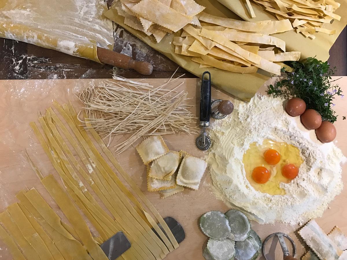 Locanda Menabuoi Donoratico Esterno foto