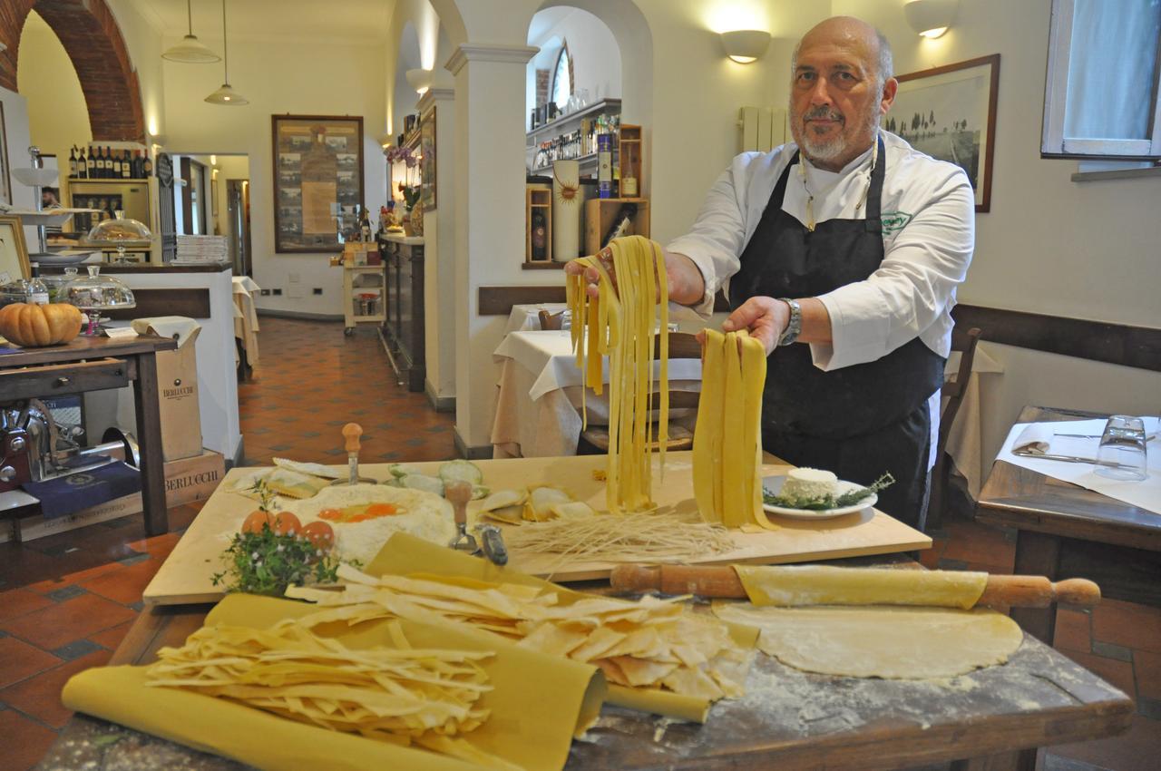 Locanda Menabuoi Donoratico Esterno foto