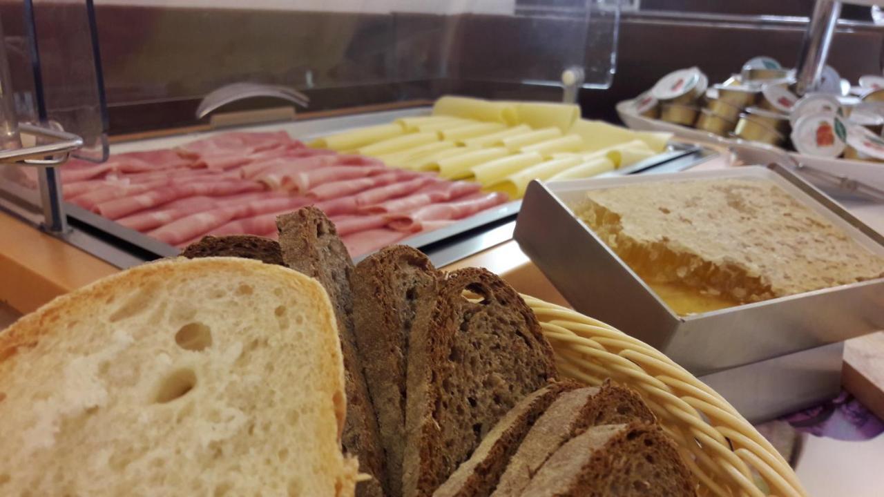 Locanda Menabuoi Donoratico Esterno foto